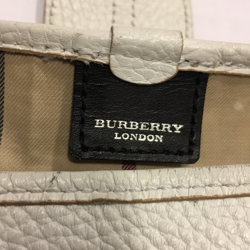 Vintage BURBERRY OFF WHITE Leather Handbag - Picture 8 of 8